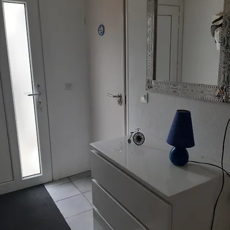 6 Persoonsbungalow Met Groot Gezamenlijk Zwembad Hébergement de vacances Daumazan-sur-Arize